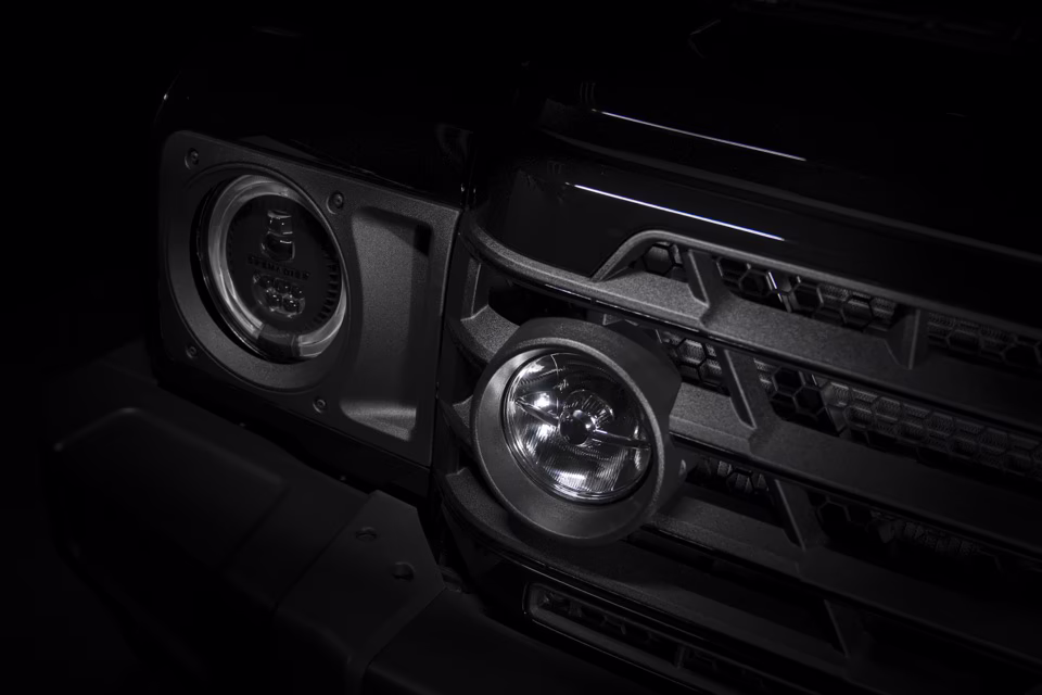 Marcos de faros oscurecidos